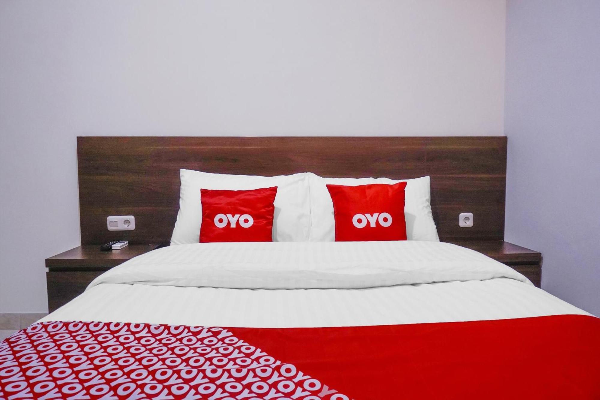 Super Oyo 90115 Near Pasar Baru Hotell Jakarta Exteriör bild
